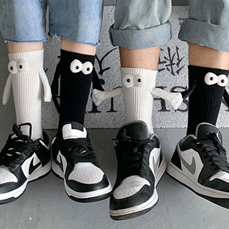 Doll Couple Socks Cartoon Lovely Hand In Hand Cotton Breathable Comfortable Magnetic Attraction Socks For Women Cute Socks